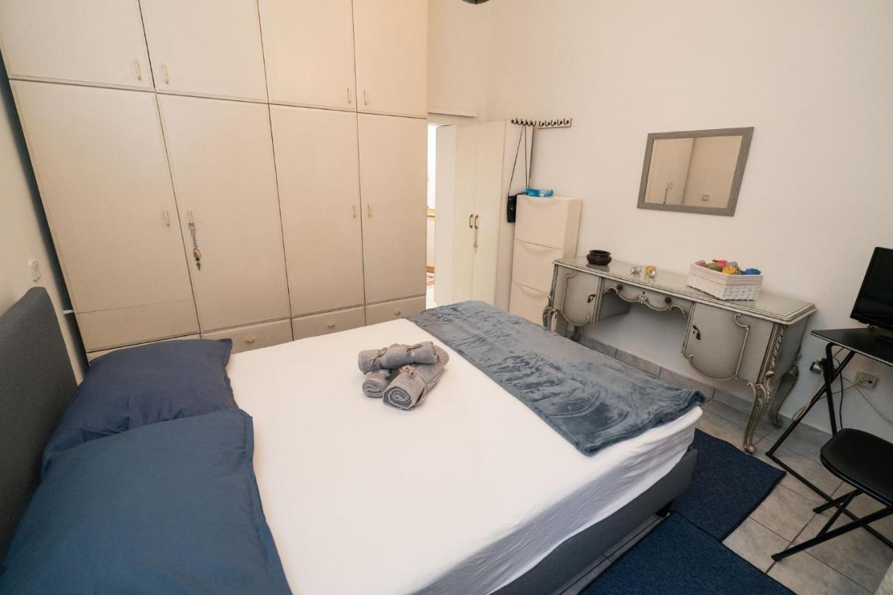 Marina Apartment Piraeus Bagian luar foto